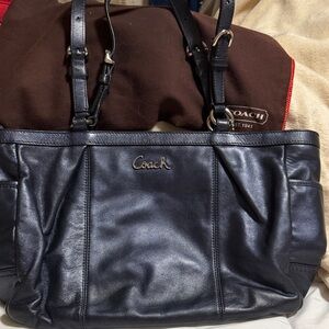 Coach Navy Leather Shoulder Bag